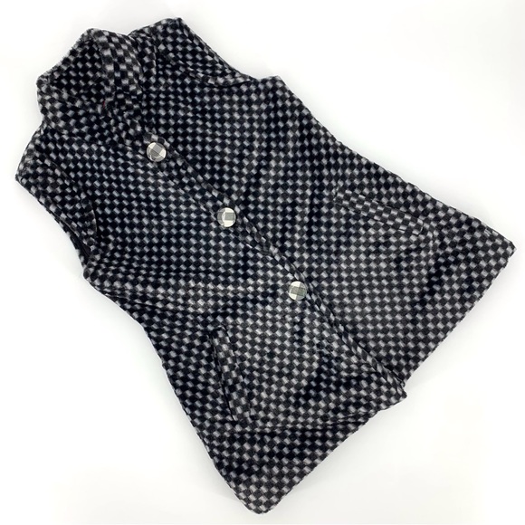 Swiss Girl Black and White Checked Faux Fur Vest with Pockets, EU 34/US 2 - Picture 10 of 16